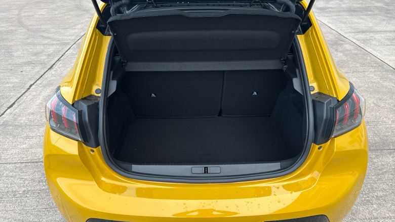 Peugeot 208 1.2 PureTech 100 GT 5dr EAT8 Petrol Hatchback